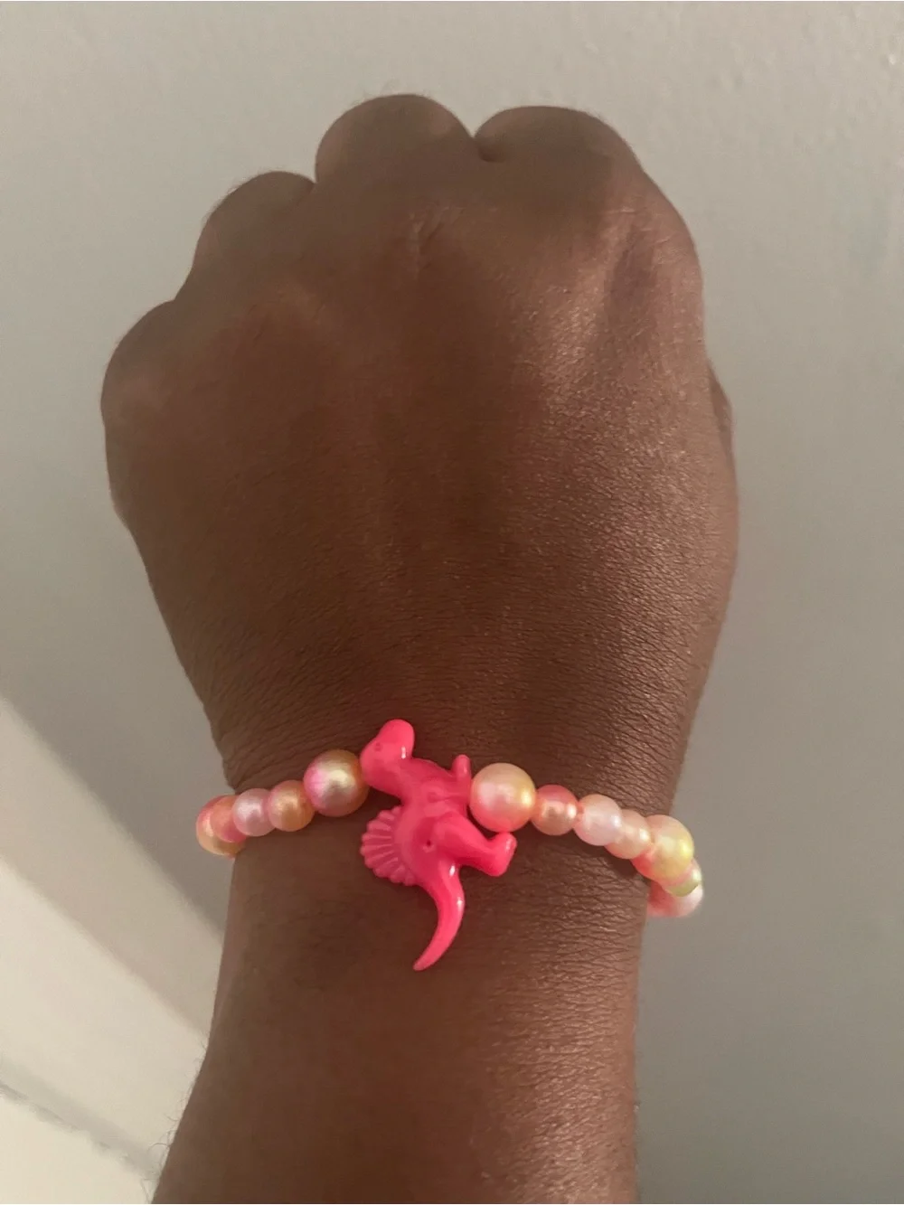 Girls Pink Unicorn Bead Bracelet with Shiny Pearlescent Beads